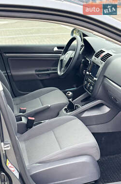 Универсал Volkswagen Golf 2008 в 
