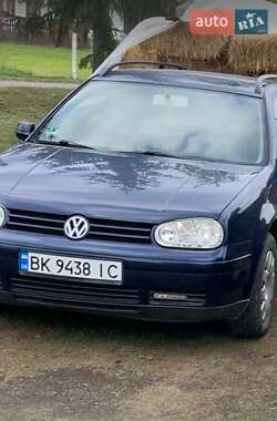 Універсал Volkswagen Golf 2000 в Рокитному