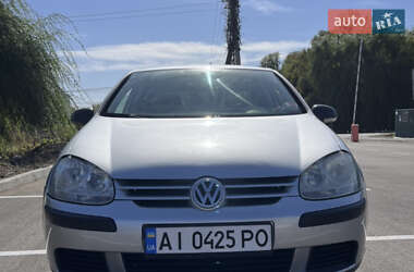 Хетчбек Volkswagen Golf 2004 в Вознесенську