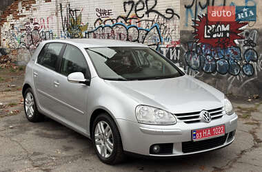 Хэтчбек Volkswagen Golf 2006 в Полтаве