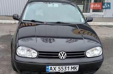 Хетчбек Volkswagen Golf 2002 в Харкові