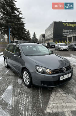 Універсал Volkswagen Golf 2011 в Івано-Франківську