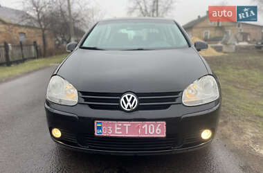 Хетчбек Volkswagen Golf 2005 в Луцьку