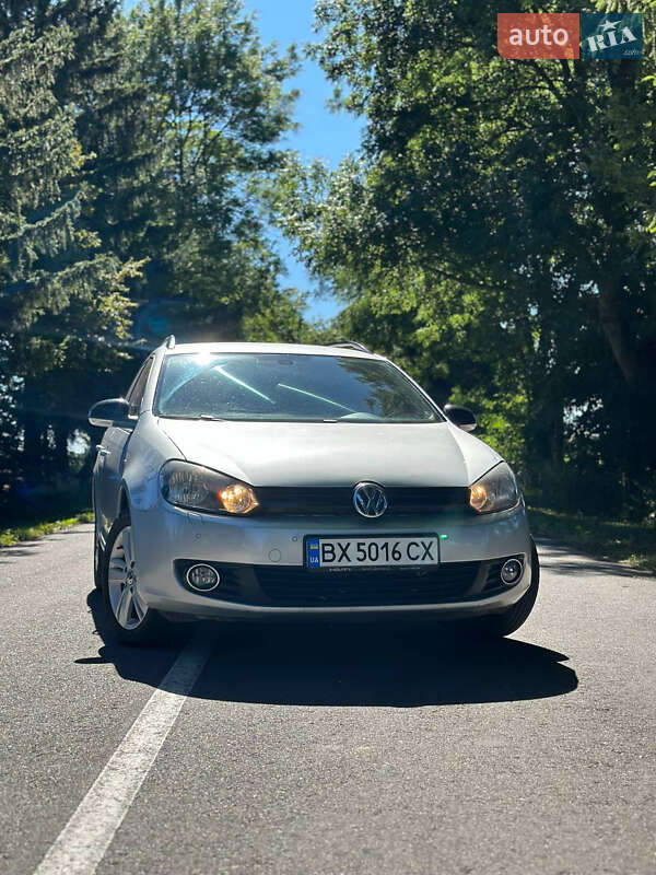 Универсал Volkswagen Golf 2013 в Теофиполе