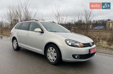 Універсал Volkswagen Golf 2010 в Ірпені