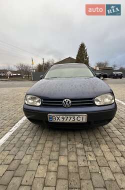 Хетчбек Volkswagen Golf 2003 в Шполі