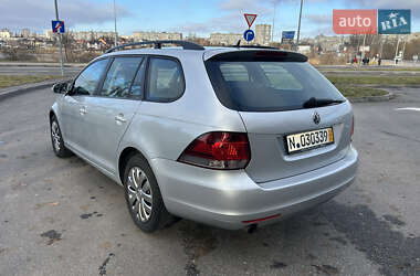 Універсал Volkswagen Golf 2010 в Вінниці