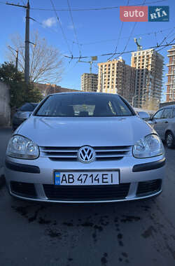 Хетчбек Volkswagen Golf 2005 в Вінниці