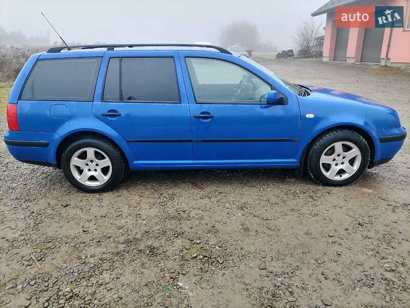 Универсал Volkswagen Golf 2001 в Львове