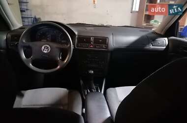 Универсал Volkswagen Golf 2001 в 