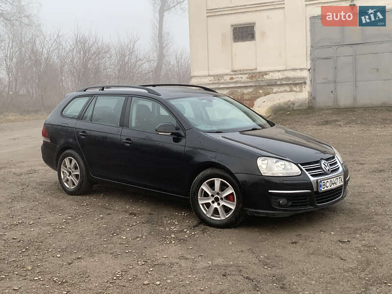 Универсал Volkswagen Golf 2007 в Самборе