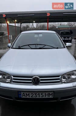 Хэтчбек Volkswagen Golf 2001 в Бердичеве