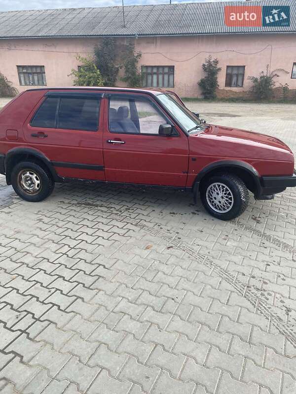 Хэтчбек Volkswagen Golf 1991 в Косове