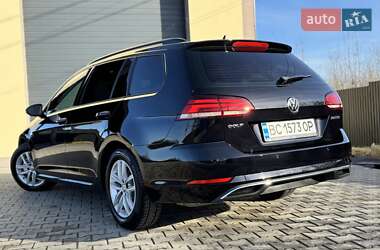 Універсал Volkswagen Golf 2017 в Стрию