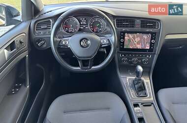 Універсал Volkswagen Golf 2017 в Стрию