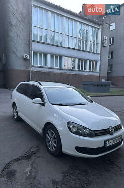 Універсал Volkswagen Golf 2010 в Кривому Розі