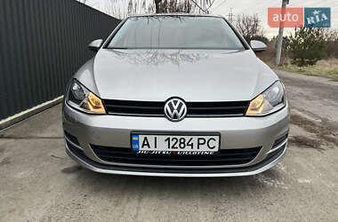 Хэтчбек Volkswagen Golf 2013 в Киеве