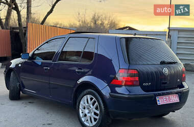 Хетчбек Volkswagen Golf 2002 в Березані