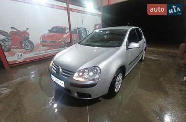 Хетчбек Volkswagen Golf 2006 в Крижополі