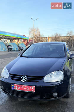 Хэтчбек Volkswagen Golf 2006 в Лубнах