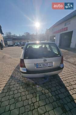 Універсал Volkswagen Golf 2002 в Кременці