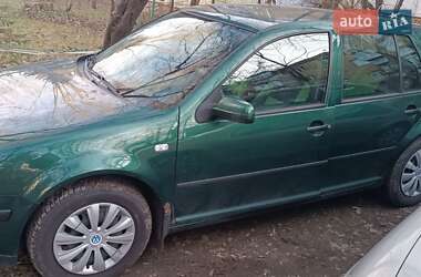 Хэтчбек Volkswagen Golf 2001 в Львове