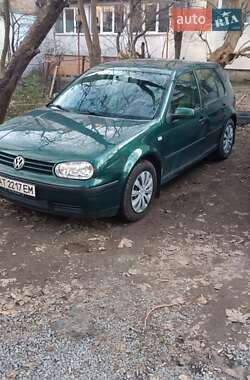 Хэтчбек Volkswagen Golf 2001 в Львове