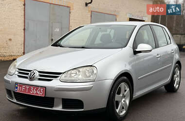 Хетчбек Volkswagen Golf 2009 в Рівному