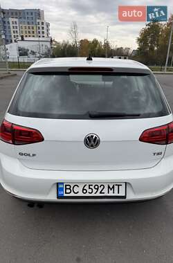 Хэтчбек Volkswagen Golf 2015 в Львове