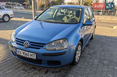 Хэтчбек Volkswagen Golf 2003 в Хмельницком