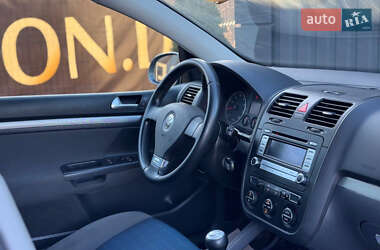 Хетчбек Volkswagen Golf 2008 в Дрогобичі