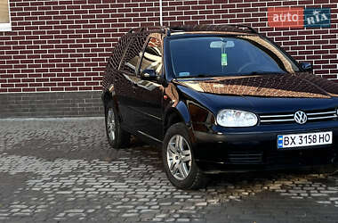 Універсал Volkswagen Golf 2002 в Борщеві