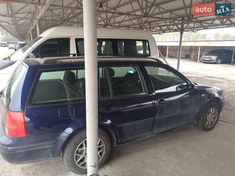 Универсал Volkswagen Golf 2001 в Каменском