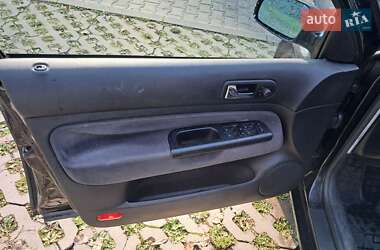 Універсал Volkswagen Golf 2000 в 