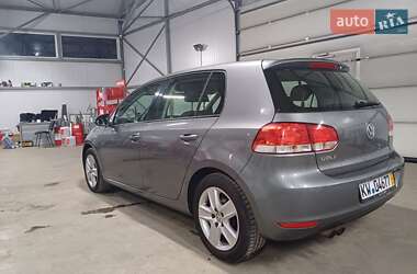 Хэтчбек Volkswagen Golf 2008 в Ковеле