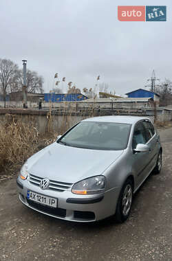 Хэтчбек Volkswagen Golf 2004 в Харькове