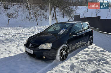 Хетчбек Volkswagen Golf 2007 в Надвірній