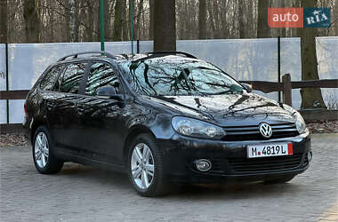 Універсал Volkswagen Golf 2013 в Вінниці