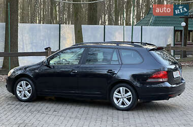 Універсал Volkswagen Golf 2013 в Вінниці