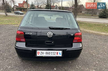 Хэтчбек Volkswagen Golf 2002 в Луцке