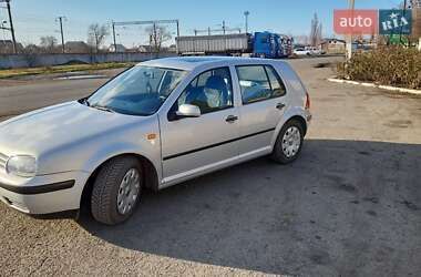 Хетчбек Volkswagen Golf 1998 в Роздільній