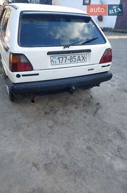 Хетчбек Volkswagen Golf 1988 в Сарнах