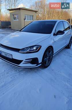 Хэтчбек Volkswagen Golf 2018 в Ивано-Франковске