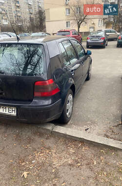 Хетчбек Volkswagen Golf 1998 в Києві