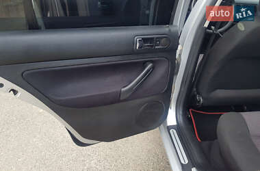 Универсал Volkswagen Golf 2000 в 