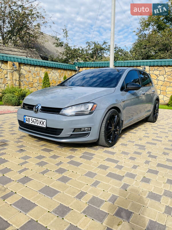 Хетчбек Volkswagen Golf 2014 в Вінниці