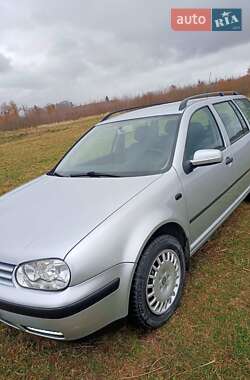 Універсал Volkswagen Golf 2000 в Ємільчиному