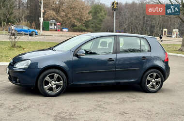 Хетчбек Volkswagen Golf 2004 в Рівному