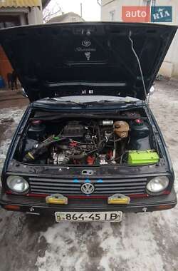 Хетчбек Volkswagen Golf 1987 в Хоросткові