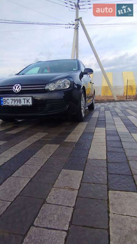 Універсал Volkswagen Golf 2009 в Львові
